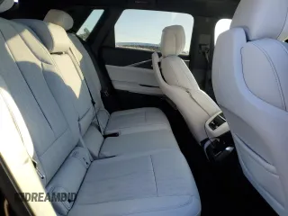 2024 Cadillac LYRIQ Luxury z VIN 1GYKPSRL0RZ110420, wystawiony jako Copart lot #42680525 z przebiegiem 13 999 mil mil oraz Szkoda całkowita • Salvage title. Historia ofert i sprzedaży dostępna na DreamBid. Obrazek 12.