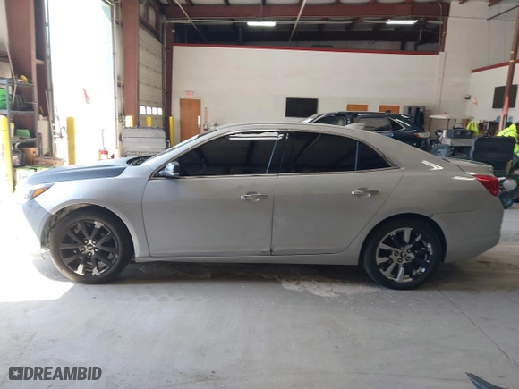 2015 Chevrolet Malibu LTZ with VIN 1G11F5SL8FF125107, listed as a IAAI auction lot 42026249 with 131,186 mi miles. Bid and sale history available at carsss.com. Image 15.