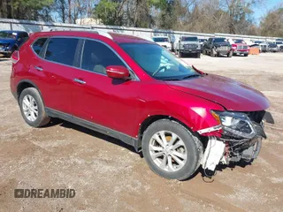 2015 Nissan Rogue SV with VIN KNMAT2MT8FP535217, listed as a IAAI auction lot 41596626 with 1 mi miles. Bid and sale history available at carsss.com. Image 1.
