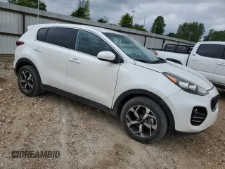 2022 Kia Sportage LX z VIN KNDPM3AC7N7960332, wystawiony jako Copart lot #58856085 z przebiegiem 22 885 mil mil oraz Czysty tytuł • Clean title. Historia ofert i sprzedaży dostępna na DreamBid. Obrazek 4.