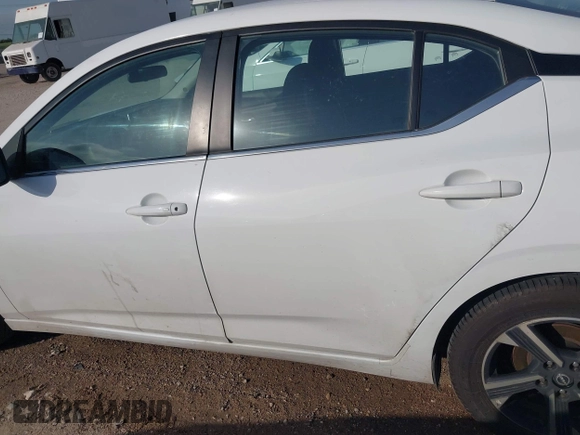 2024 Nissan Sentra SV with VIN 3N1AB8CV0RY292369, listed as a IAAI auction lot 42014066 with 39,517 mi miles and . Bid and sale history available at DreamBid. Image 14.