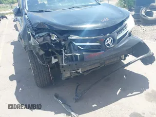 2015 Toyota RAV4 LE with VIN 2T3BFREV7FW403428, listed as a IAAI auction lot 42333849 with 218,046 mi miles and . Bid and sale history available at DreamBid. Image 6.