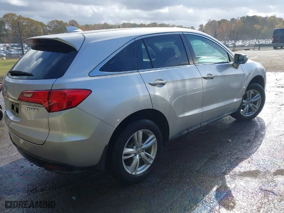 2014 Acura RDX with VIN 5J8TB3H33EL011959, listed as a IAAI auction lot 40781040 with 58,488 mi miles. Bid and sale history available at carsss.com. Image 4.