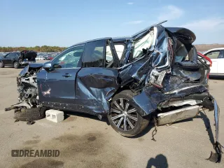 2024 Volvo XC90 Core Bright Theme with VIN YV4L12PK8R1185755, listed as a Copart auction lot 78239984 with 4,946 mi miles and Salvage Title. Bid and sale history available at carsss.com. Image 2.