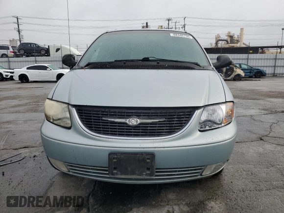2002 Chrysler Town & Country Limited with VIN 2C8GP64L72R680763, listed as a Copart auction lot 88346795 with 139,156 mi miles and Non Repairable. Bid and sale history available at carsss.com. Image 5.