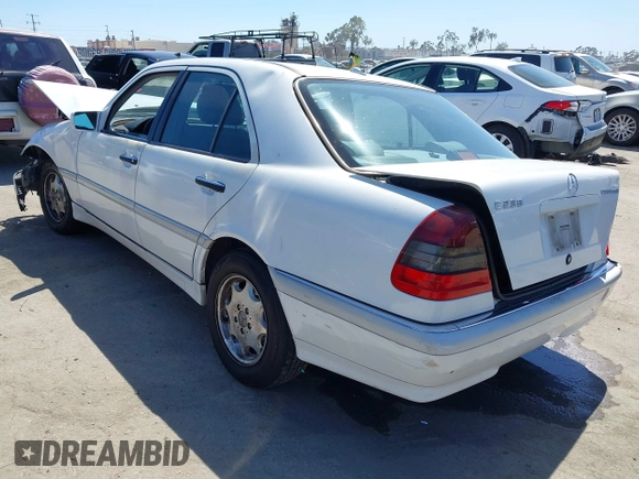 2000 Mercedes-Benz C 230 Kompressor with VIN WDBHA24GXYA833828, listed as a IAAI auction lot 42304685 with Not provided miles and . Bid and sale history available at DreamBid. Image 3.