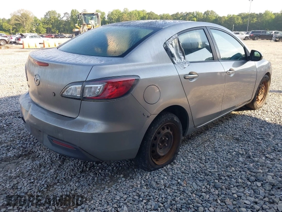 2010 Mazda 3 i Sport z VIN JM1BL1SF9A1219140, wystawiony jako IAAI lot #42246531 z przebiegiem 196 512 mil mil oraz . Historia ofert i sprzedaży dostępna na DreamBid. Obrazek 4.