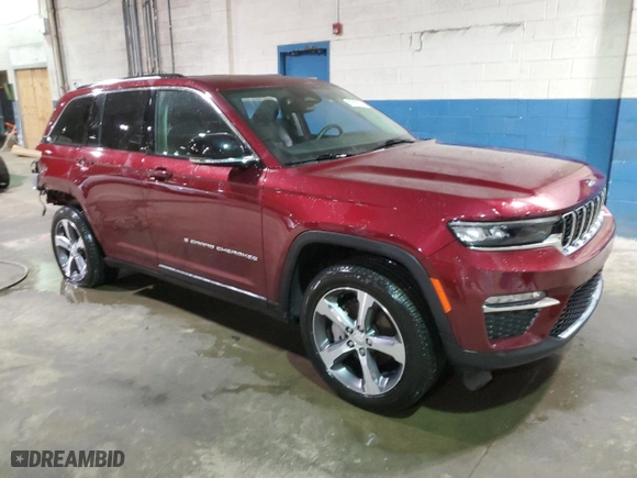 2023 Jeep Grand Cherokee Limited with VIN 1C4RJHBG6PC607963, listed as a Copart auction lot 82810934 with 17,731 mi miles and Salvage Title. Bid and sale history available at carsss.com. Image 4.