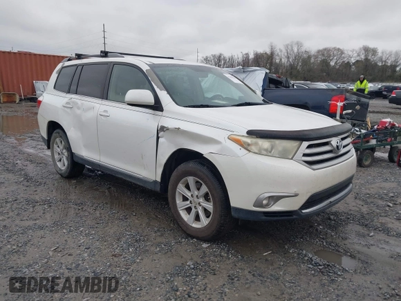 2013 Toyota Highlander with VIN 5TDZA3EH2DS035257, listed as a IAAI auction lot 41606436 with 208,721 mi miles and . Bid and sale history available at DreamBid. Image 1.