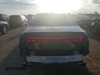 2022 Audi S8 z VIN WAULSAF85NN001632, wystawiony jako Copart lot #71361534 z przebiegiem 22 901 mil mil oraz Szkoda całkowita • Salvage title. Historia ofert i sprzedaży dostępna na DreamBid. Obrazek 6.