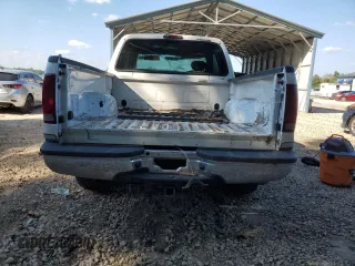 2001 Ford Super Duty F-250 XL with VIN 1FTNX20F61EC17526, listed as a Copart auction lot 74833684 with 129,373 mi miles and Non Repairable. Bid and sale history available at carsss.com. Image 6.