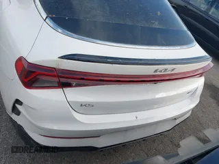 2024 Kia K5 GT-Line z VIN 5XXG64J29RG259036, wystawiony jako IAAI lot #40777274 z przebiegiem 6716 mil mil oraz . Historia ofert i sprzedaży dostępna na DreamBid. Obrazek 16.