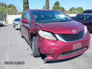 2012 Toyota Sienna LE AAS with VIN 5TDKK3DC6CS234136, listed as a IAAI auction lot 42064491 with 103,925 mi miles. Bid and sale history available at carsss.com. Image 1.