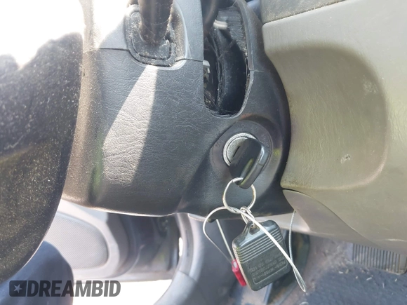 2001 Ford Escape XLT with VIN 1FMYU04131KA35322, listed as a IAAI auction lot 42584785 with 134,838 mi miles and . Bid and sale history available at DreamBid. Image 11.