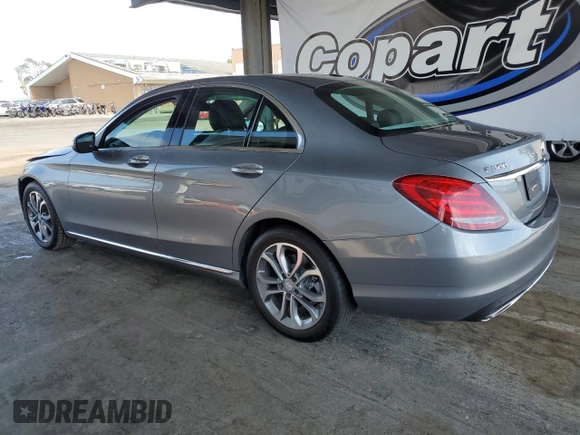 2016 Mercedes-Benz C 300 z VIN 55SWF4JB3GU112592, wystawiony jako Copart lot #60568945 z przebiegiem 43 017 mil mil oraz Szkoda całkowita • Salvage title. Historia ofert i sprzedaży dostępna na DreamBid. Obrazek 2.