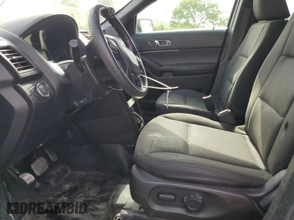 2017 Ford Police Interceptor Utility z VIN 1FM5K8AR7HGD65253, wystawiony jako Copart lot #55080425 z przebiegiem 181 397 mil mil oraz Szkoda całkowita • Salvage title. Historia ofert i sprzedaży dostępna na DreamBid. Obrazek 7.