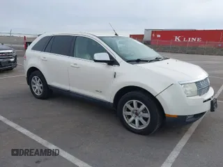 2008 Lincoln MKX with VIN 2LMDU68C48BJ09112, listed as a IAAI auction lot 41814169 with 189,005 mi miles. Bid and sale history available at carsss.com. Image 1.