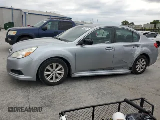 2012 Subaru Legacy 2.5i z VIN 4S3BMCA60C3014114, wystawiony jako Copart lot #58337915 z przebiegiem 227 884 mil mil oraz Czysty tytuł • Clean title. Historia ofert i sprzedaży dostępna na DreamBid. Obrazek 1.