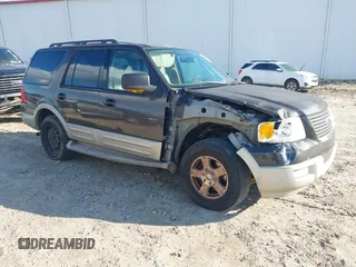 2006 Ford Expedition Eddie Bauer with VIN 1FMFU17516LA09167, listed as a IAAI auction lot 41217226 with 199,761 mi miles. Bid and sale history available at carsss.com. Image 1.