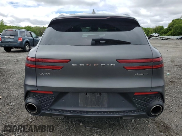 2024 Genesis GV70 Sport z VIN 5NMMCDTC8RH004817, wystawiony jako Copart lot #58254995 z przebiegiem 27 557 mil mil oraz Szkoda całkowita • Salvage title. Historia ofert i sprzedaży dostępna na DreamBid. Obrazek 6.