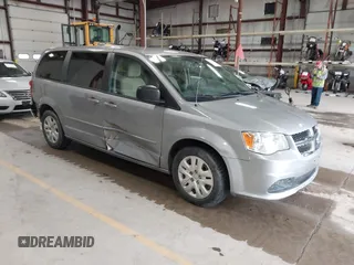 2016 Dodge Grand Caravan SE with VIN 2C4RDGBG2GR387486, listed as a IAAI auction lot 42079841 with 183,193 mi miles. Bid and sale history available at carsss.com. Image 1.