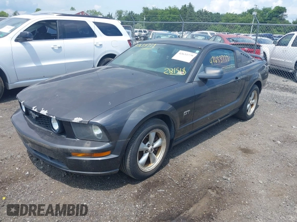 2007 Ford Mustang GT Deluxe с VIN 1ZVHT82H875281518, выставлен на аукционе IAAI как лот 42633779 с пробегом 238 474 миль миль и . История ставок и продаж доступна на DreamBid. Изображение 17.