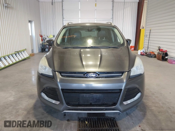 2016 Ford Escape Titanium with VIN 1FMCU9J9XGUC30596, listed as a IAAI auction lot 42024166 with 179,340 mi miles. Bid and sale history available at carsss.com. Image 12.