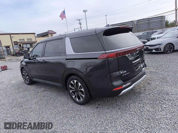 2024 Kia Carnival EX with VIN KNDNC5H31R6421390, listed as a Copart auction lot 55661565 with 18,515 mi miles and Salvage Title. Bid and sale history available at DreamBid. Image 2.