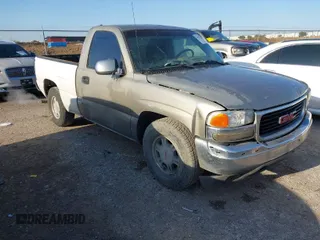 2001 GMC New Sierra 1500 SL with VIN 1GTEC14V81Z333066, listed as a IAAI auction lot 41959464 with 417,637 mi miles. Bid and sale history available at carsss.com. Image 1.