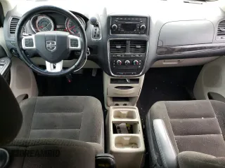 2016 Dodge Grand Caravan SE Plus z VIN 2C4RDGBG9GR202396, wystawiony jako Copart lot #60039155 z przebiegiem 310 113 mil mil oraz Czysty tytuł • Clean title. Historia ofert i sprzedaży dostępna na DreamBid. Obrazek 8.