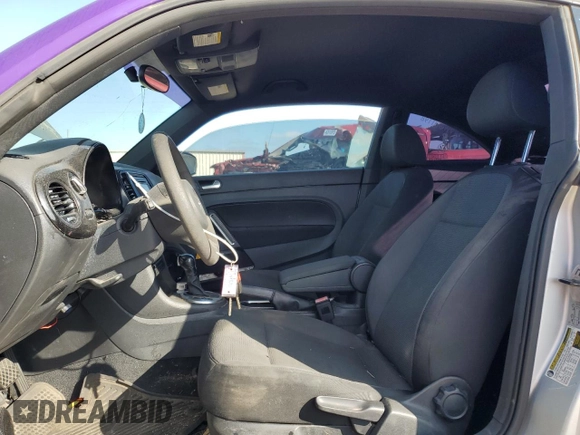 2014 Volkswagen Beetle Entry с VIN 3VWF17AT8EM655176, выставлен на аукционе Copart как лот 42834105 с пробегом 156 826 миль миль и Чистый • Clean title. История ставок и продаж доступна на DreamBid. Изображение 7.