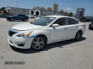 2013 Nissan Altima SL with VIN 1N4BL3AP1DC118419, listed as a Copart auction lot 61969095 with 205,427 mi miles and Clean title. Bid and sale history available at DreamBid. Image 1.