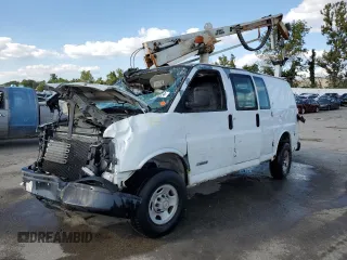 2005 Chevrolet Express Cargo z VIN 1GCHG35U151141642, wystawiony jako Copart lot #69855924 z przebiegiem 159 663 mil mil oraz Szkoda całkowita • Salvage title. Historia ofert i sprzedaży dostępna na DreamBid. Obrazek 2.