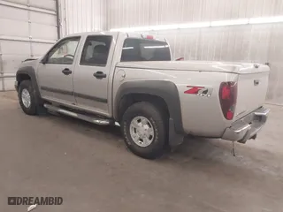 2006 Chevrolet Colorado LT w/2LT with VIN 1GCDT136068165572, listed as a IAAI auction lot 41680687 with 136,882 mi miles. Bid and sale history available at carsss.com. Image 3.
