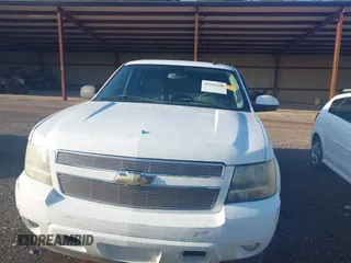 2007 Chevrolet Tahoe LT z VIN 1GNEK13047R111746, wystawiony jako IAAI lot #42511260 z przebiegiem 183 783 mil mil oraz . Historia ofert i sprzedaży dostępna na DreamBid. Obrazek 12.