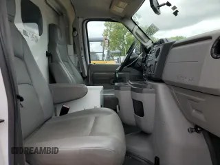 2016 Ford Econoline Commercial с VIN 1FDWE3FL6GDC26685, выставлен на аукционе Copart как лот 58947245 с пробегом 301 186 миль миль и Чистый • Clean title. История ставок и продаж доступна на DreamBid. Изображение 10.