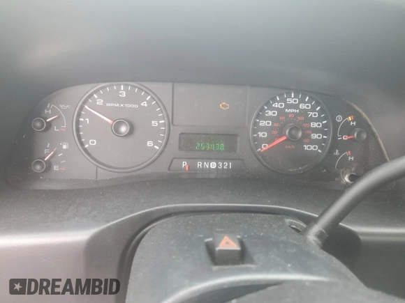 2005 Ford F-250 XL with VIN 1FTSX21595EA44275, listed as a Copart auction lot 57294604 with 253,438 mi miles and Clean title. Bid and sale history available at DreamBid. Image 9.