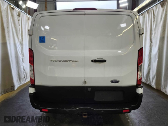 2019 Ford Transit с VIN 1FTYR1YG6KKB08582, выставлен на аукционе IAAI как лот 42683210 с пробегом 144 026 миль миль и . История ставок и продаж доступна на DreamBid. Изображение 33.