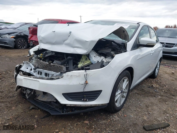 2016 Ford Focus SE with VIN 1FADP3F29GL270575, listed as a IAAI auction lot 40969919 with 111,716 mi miles. Bid and sale history available at carsss.com. Image 18.