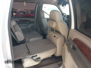 2001 Ford Excursion Limited z VIN 1FMNU43S41EC14679, wystawiony jako IAAI lot #41985236 z przebiegiem 293 535 mil mil oraz . Historia ofert i sprzedaży dostępna na DreamBid. Obrazek 8.
