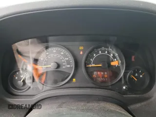 2014 Jeep Patriot Sport z VIN 1C4NJPBBXED915836, wystawiony jako Copart lot #55283925 z przebiegiem 75 951 mil mil oraz Szkoda całkowita • Salvage title. Historia ofert i sprzedaży dostępna na DreamBid. Obrazek 9.