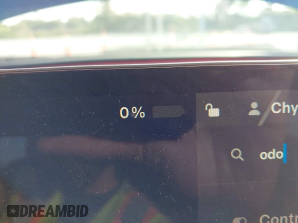 2024 Tesla Model 3 z VIN 5YJ3E1EA4RF751347, wystawiony jako IAAI lot #42185531 z przebiegiem 9 328 mil mil oraz . Historia ofert i sprzedaży dostępna na DreamBid. Obrazek 16.