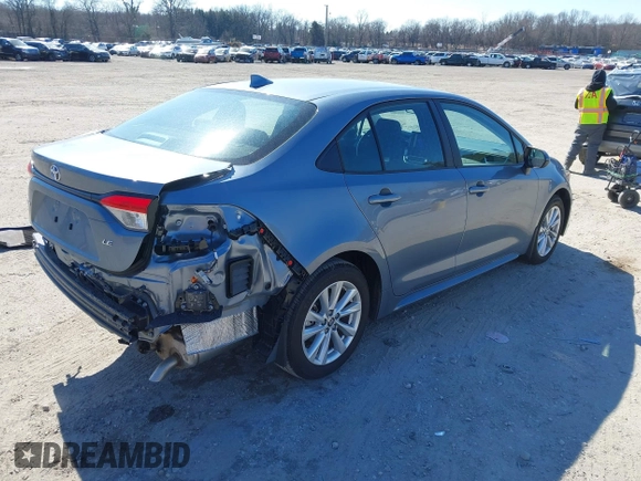 2025 Toyota Corolla LE z VIN 5YFB4MDEXSP241048, wystawiony jako IAAI lot #41710245 z przebiegiem 4 195 mil mil oraz . Historia ofert i sprzedaży dostępna na DreamBid. Obrazek 4.