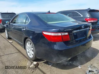 2008 Lexus LS 460 LWB with VIN JTHGL46F185021333, listed as a IAAI auction lot 41875999 with 111,418 mi miles. Bid and sale history available at carsss.com. Image 3.
