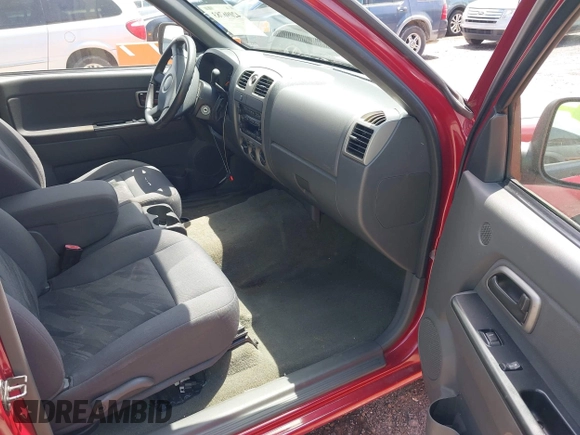 2005 Chevrolet Colorado 1SC LS Z85 with VIN 1GCCS136X58120717, listed as a IAAI auction lot 42096783 with 112,953 mi miles. Bid and sale history available at carsss.com. Image 5.