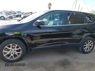 2018 Jeep Cherokee Latitude Plus with VIN 1C4PJLLB6JD520014, listed as a IAAI auction lot 41771997 with 171,405 mi miles. Bid and sale history available at carsss.com. Image 15.