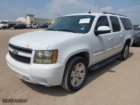 2007 Chevrolet Suburban LT with VIN 3GNFC16J77G136291, listed as a IAAI auction lot 41957476 with 1 mi miles. Bid and sale history available at carsss.com. Image 2.