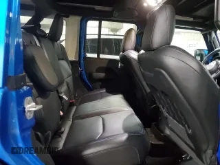 2022 Jeep Wrangler Unlimited Rubicon with VIN 1C4JJXR69NW190564, listed as a Copart auction lot 83703504 with 16,803 mi miles and Salvage title. Bid and sale history available at DreamBid. Image 11.