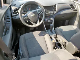 2021 Chevrolet Trax LS with VIN KL7CJKSB8MB302888, listed as a Copart auction lot 58416215 with 43,794 mi miles and Salvage title. Bid and sale history available at DreamBid. Image 8.