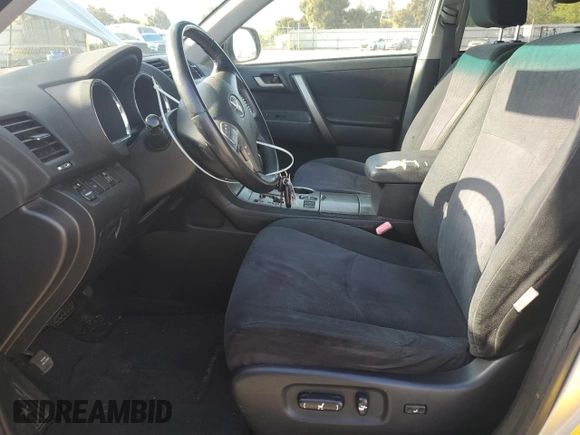 2008 Toyota Highlander Sport z VIN JTEDS43A182042373, wystawiony jako Copart lot #55622065 z przebiegiem 304 125 mil mil oraz Czysty tytuł • Clean title. Historia ofert i sprzedaży dostępna na DreamBid. Obrazek 7.